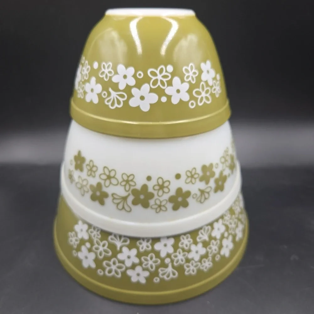 Vintage Pyrex Crazy Daisy Spring Blossom 3pc Mixing Bowl Set 401, 402, 403 EUC